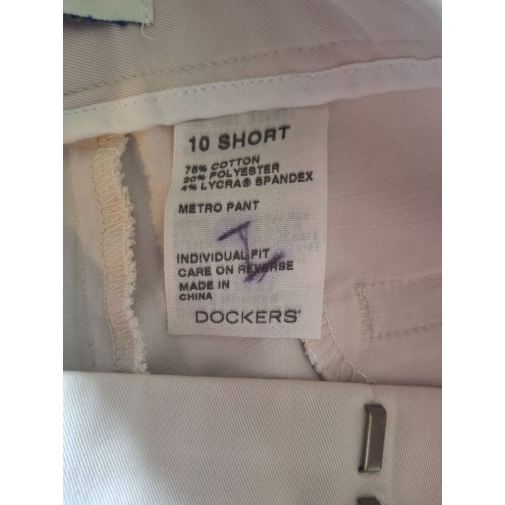 Dockers Ideal Fit Chino Khaki Pants Womens Size 10 Short - Picture 3 of 9